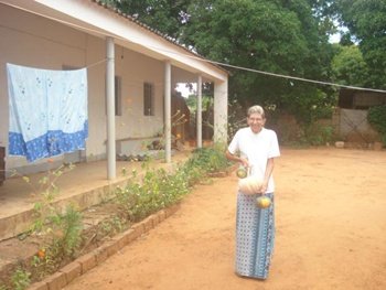 Chegada da Ir. Helena na África